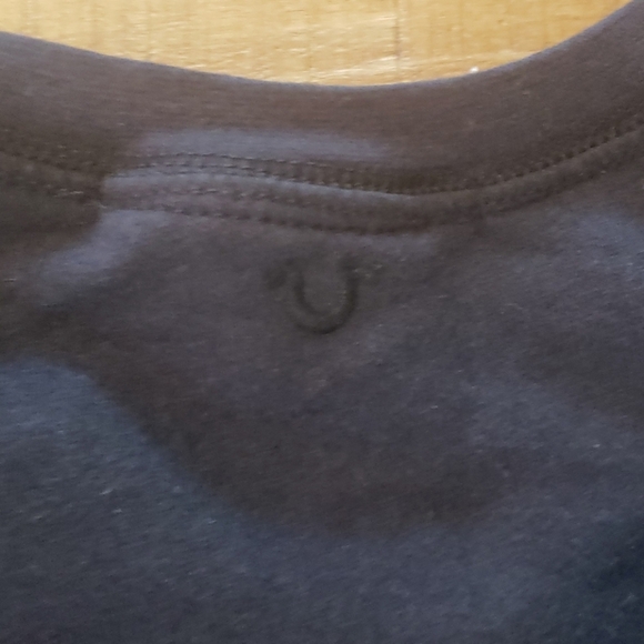 True Religion Women's Cropped Black Sweatshirt Sz X-Small - Picture 7 of 7